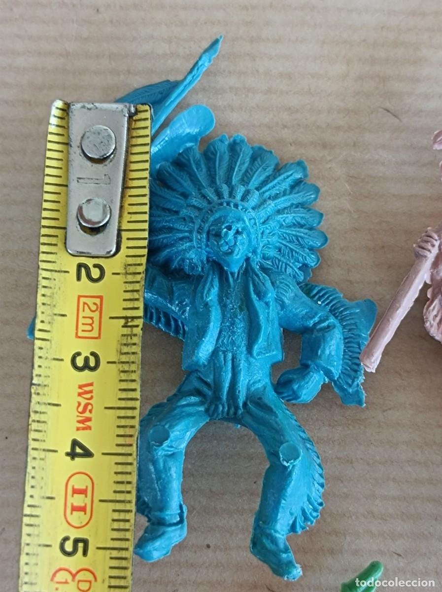Figuras de goma y PVC: FIGURAS DE PL&Aacute;STICO VAQUEROS INDIOS VARIAS MARCAS - Foto 23