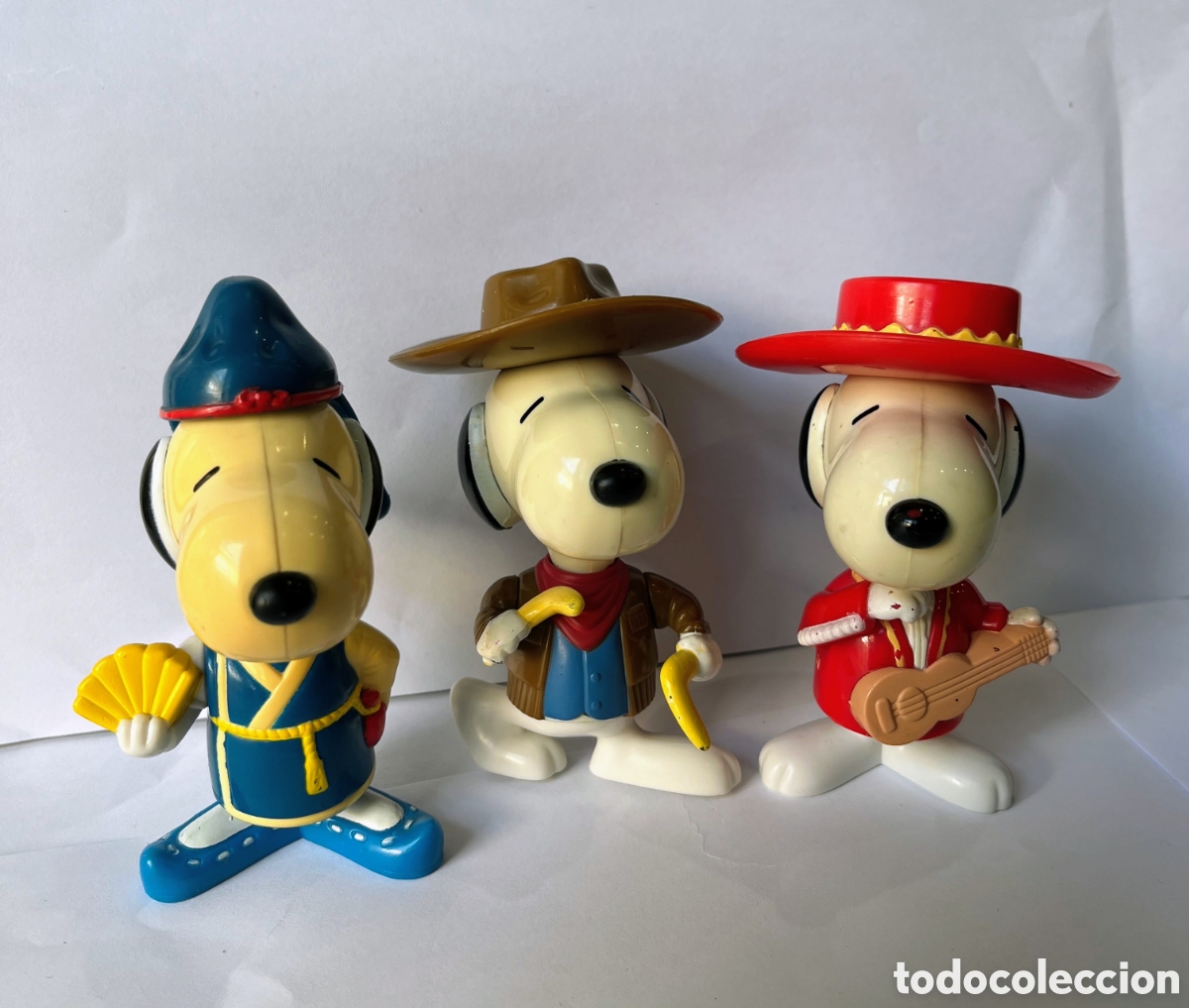 Figuras de goma y PVC: Lote 3 figuras coleccionables de Snoopy &rdquo;World Tour&rdquo; de McDonalds (a&ntilde;o 1999)