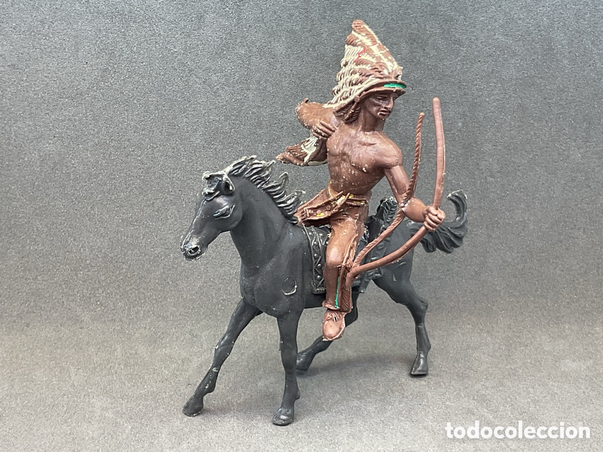 Figuras de goma y PVC: ANTIGUA FIGURA DEL OESTE EN PLASTICO. GUERRERO INDIO DE COMANSI.