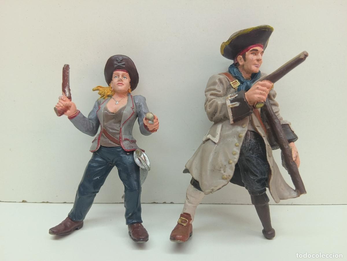 Figuras de goma y PVC: Lote 2 Figuras Piratas Safari Ltd (2005/2006) - Anne Bonny y Jonathan Roberts - Descatalogadas