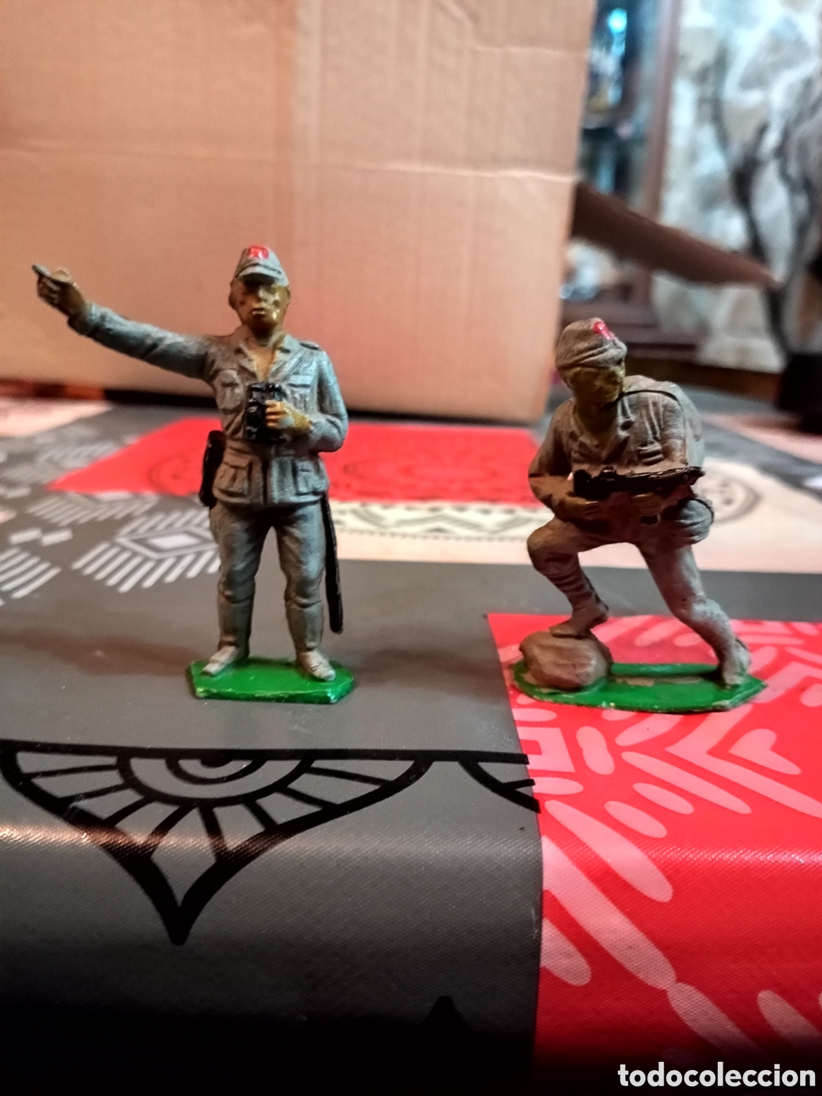 Figuras de goma y PVC: 2 soldados japoneses Comansi