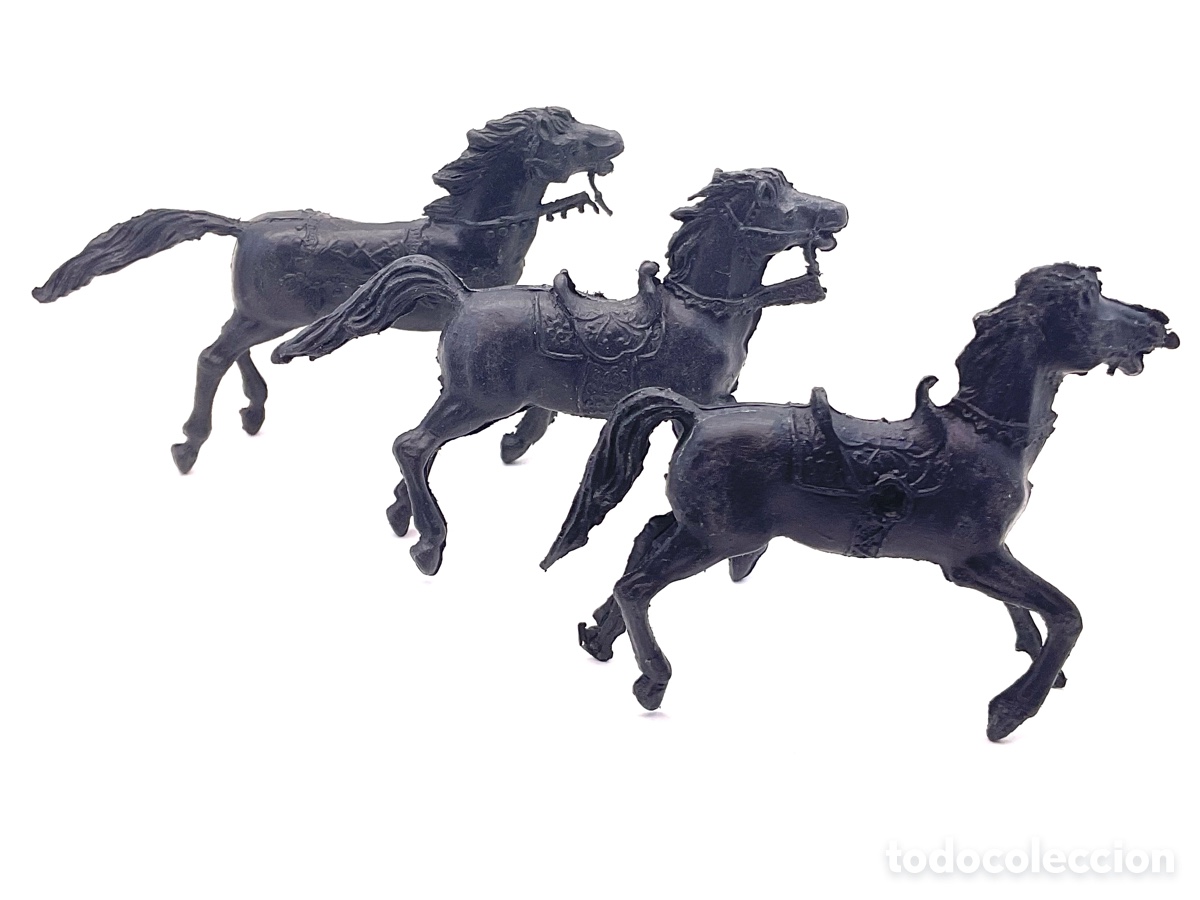 Figuras de goma y PVC: ANTIGUAS FIGURAS EN PL&Aacute;STICO . LOTE DE CABALLOS DE LA MARCA REIGON/REYGON.