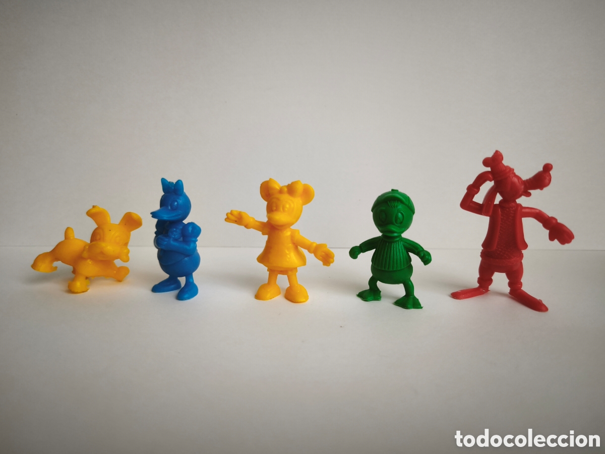 Figuras de goma y PVC: Cinco personajes Disney de Dunkin. Buen estado