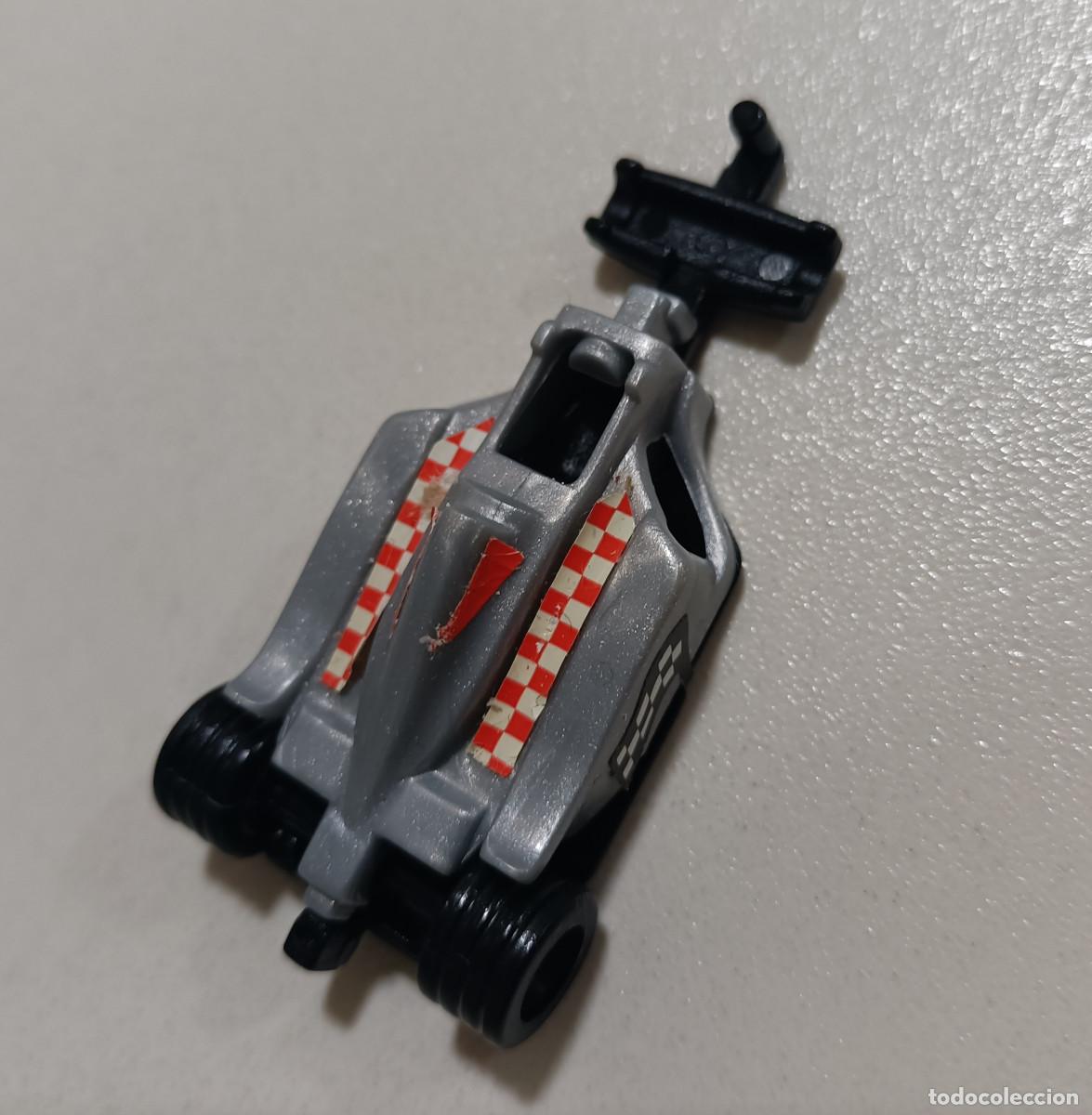 Figuras de goma Kinder: coche kinder carreras serie k02 02 miniatura escala vehiculo