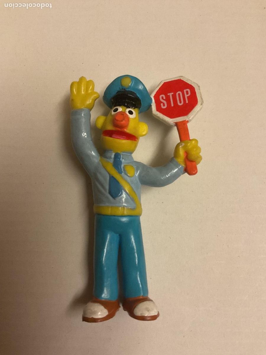 Figuras de goma y PVC: FIGURA EPI CON STOP. PVC. BARRIO S&Eacute;SAMO