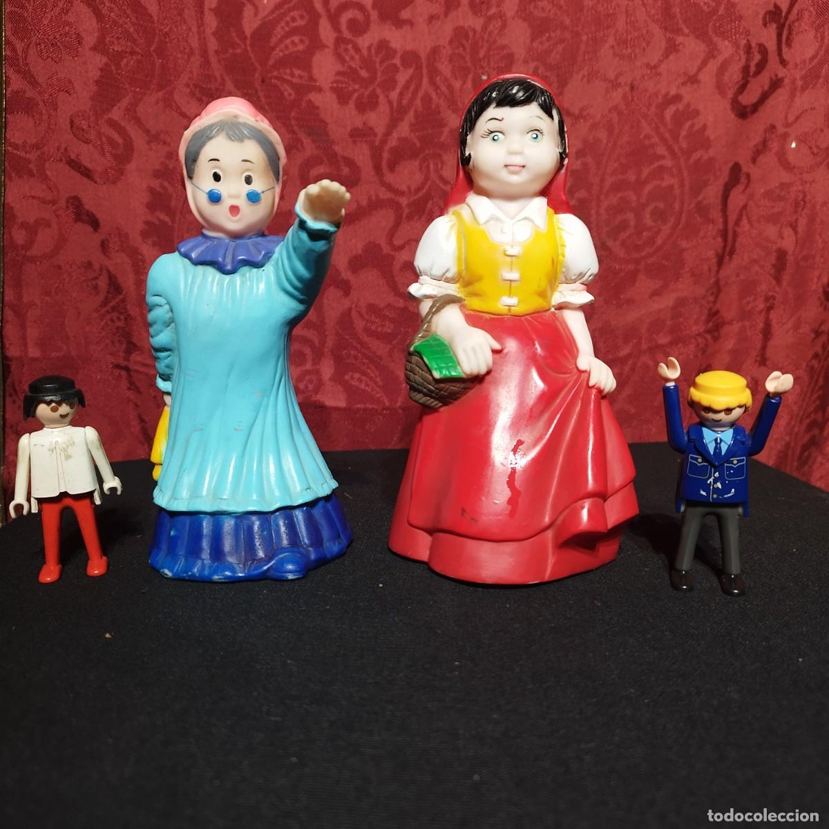 Figuras de goma y PVC: FIGURAS MU&Ntilde;ECOS DE GOMA CON PITO ABUELITA Y CAPERUCITA ROJA