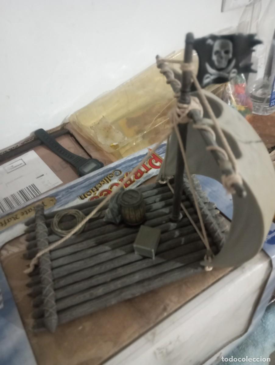 Figuras de goma y PVC: Balsa pirata tipo jecsan comansi reamsa - Foto 2