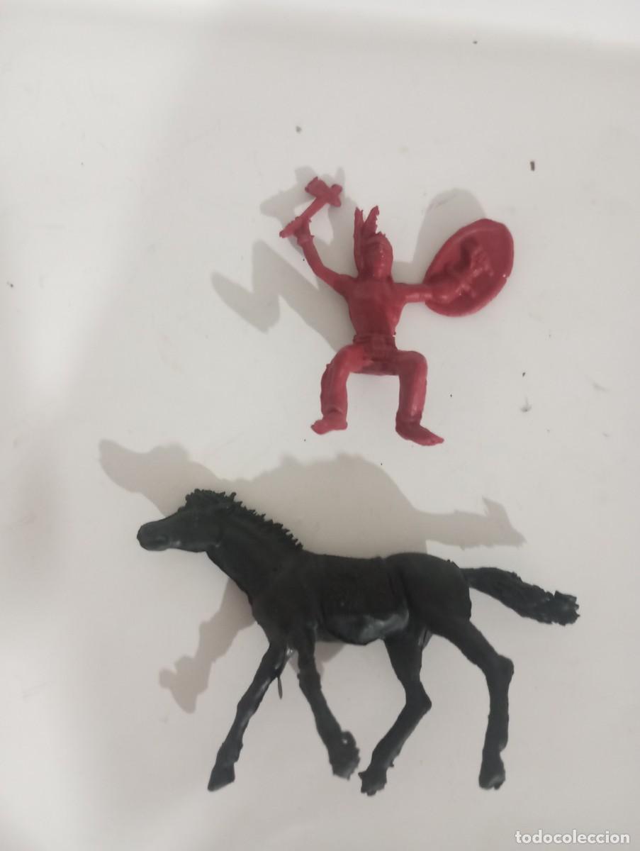 Figuras de goma y PVC: Figura comansi jecsan reamsa