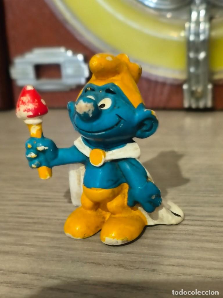 Figuras de goma y PVC: FIGURA PVC O GOMA DURA PITUFO REY BULLY