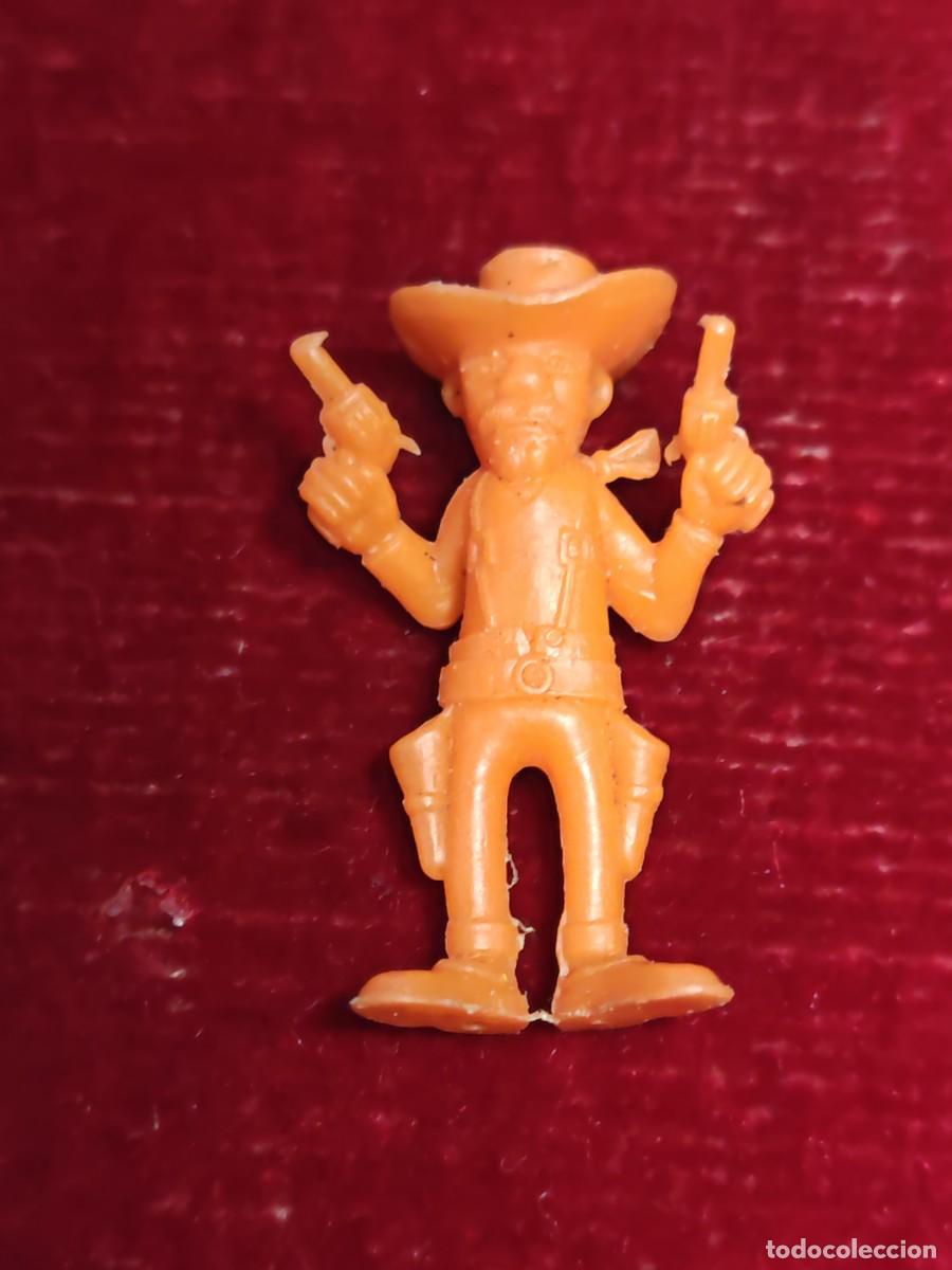 Figuras de goma y PVC: figura dunkin cropan Mortadelo ole oso joe Lucky Luke