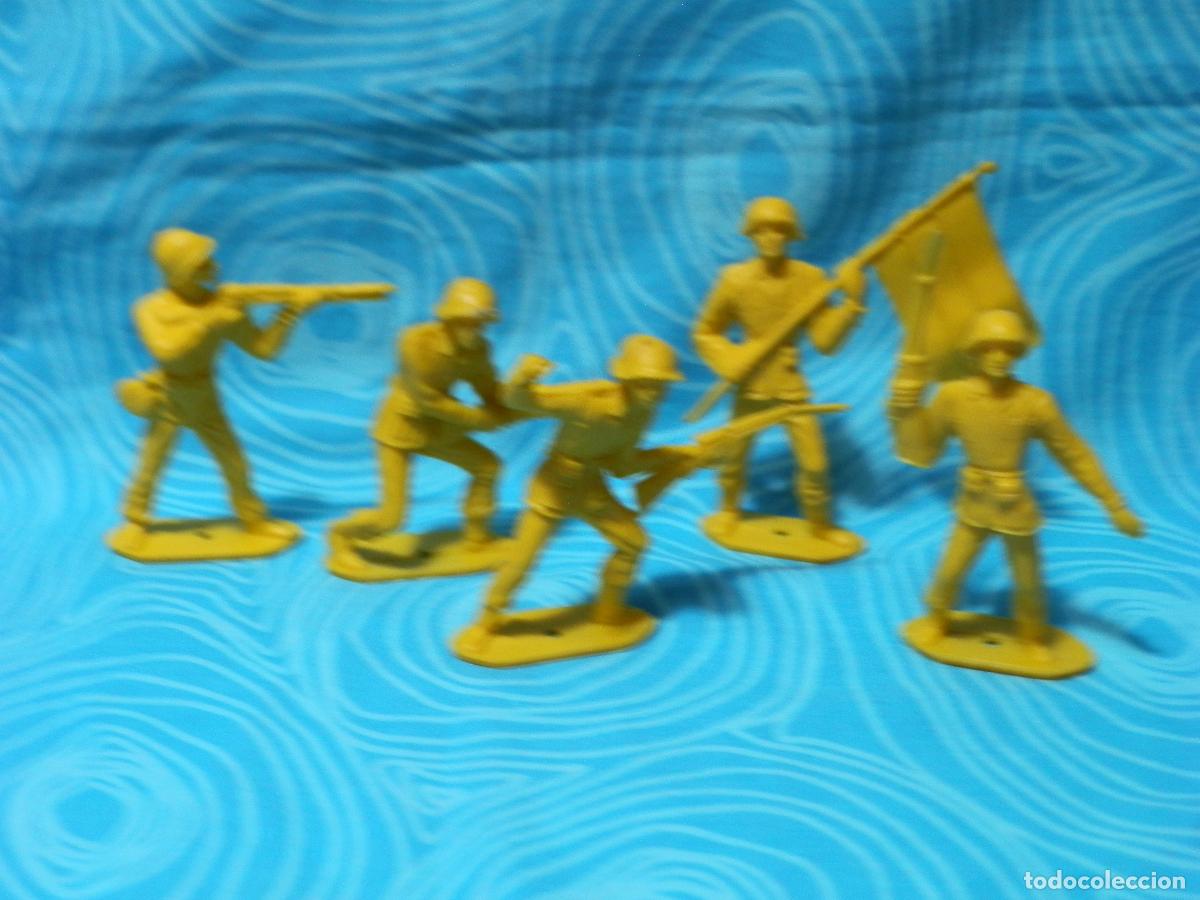Figuras de goma y PVC: COMANSI, LOTE 5 SOLDADOS AMARILLOS