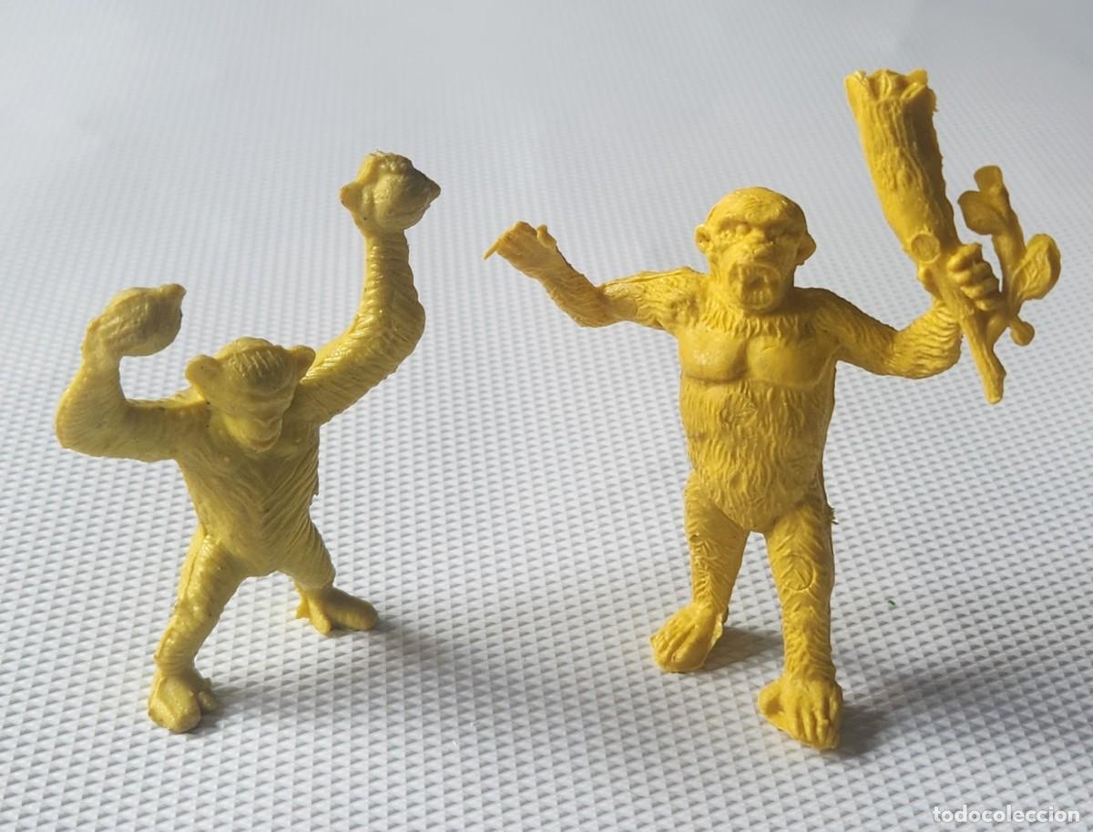 Figuras de goma y PVC: GORILA y CHIMPANCE antiguos animales de pl&aacute;stico FIGURAS DE KIOSKO - ZOO - JUNGLA - SELVA