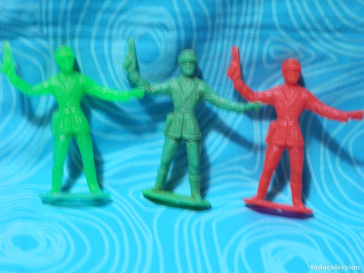 Figuras de goma y PVC: COMANSI LOTE 3 SOLDADOS