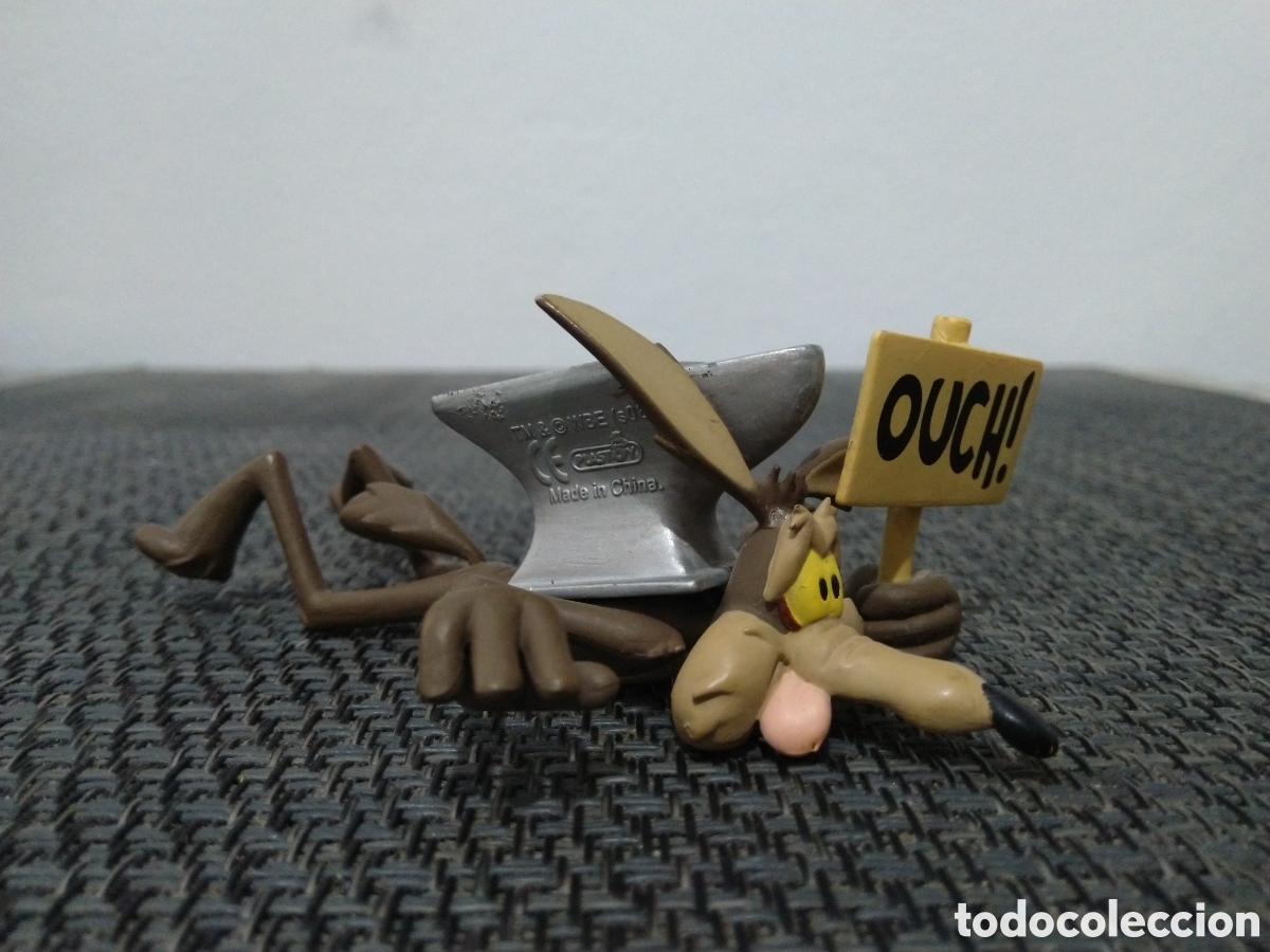 Figuras de goma y PVC: FIGURA PVC COYOTE PLASTOY YUNQUE OUCH WARNER BROSS DIBUJOS ANIMADOS TV TELEVISION CORRECAMINOS