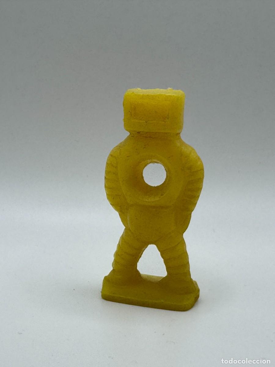 Figuras de goma y PVC: FIGURA DE PL&Aacute;STICO DE TERIN DETERGENTE.