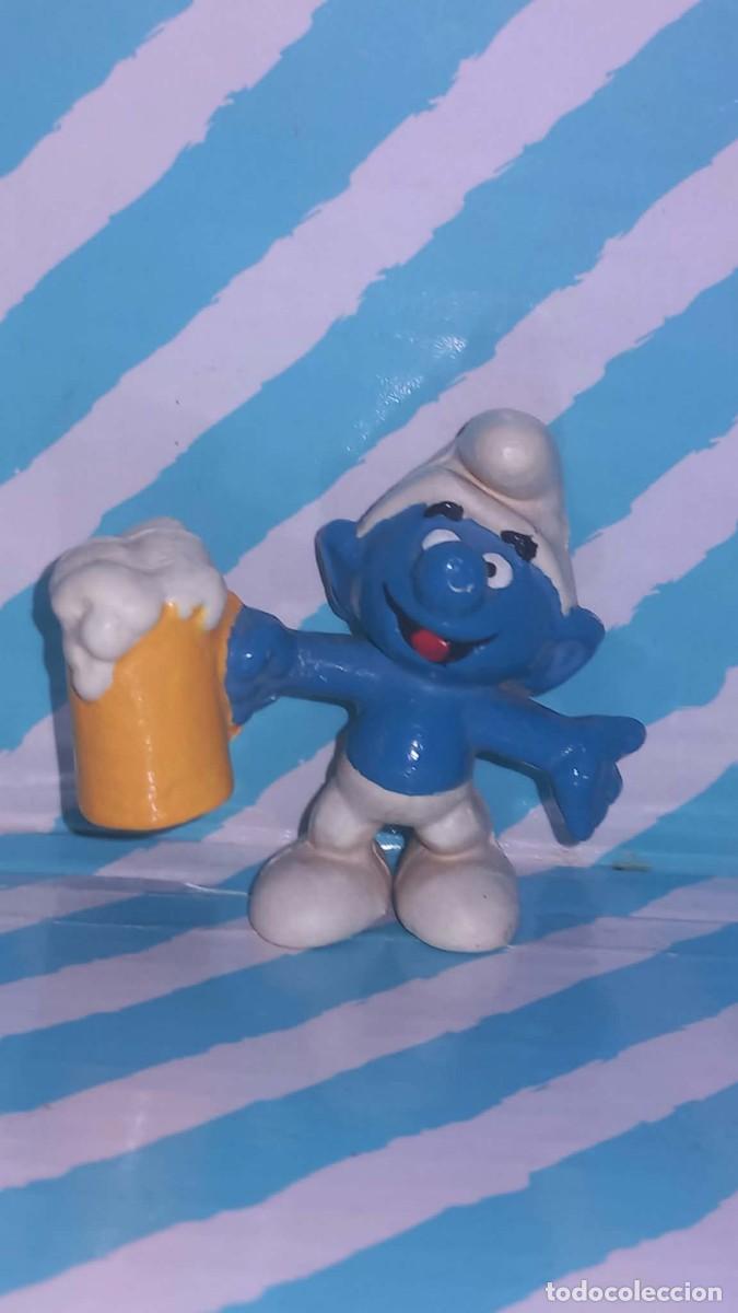 Figuras de goma y PVC: Figura pvc Pitufo con jarra de cerveza, Los Pitufos, Les Schtroumpfs, The Smurfs, a&ntilde;os 80
