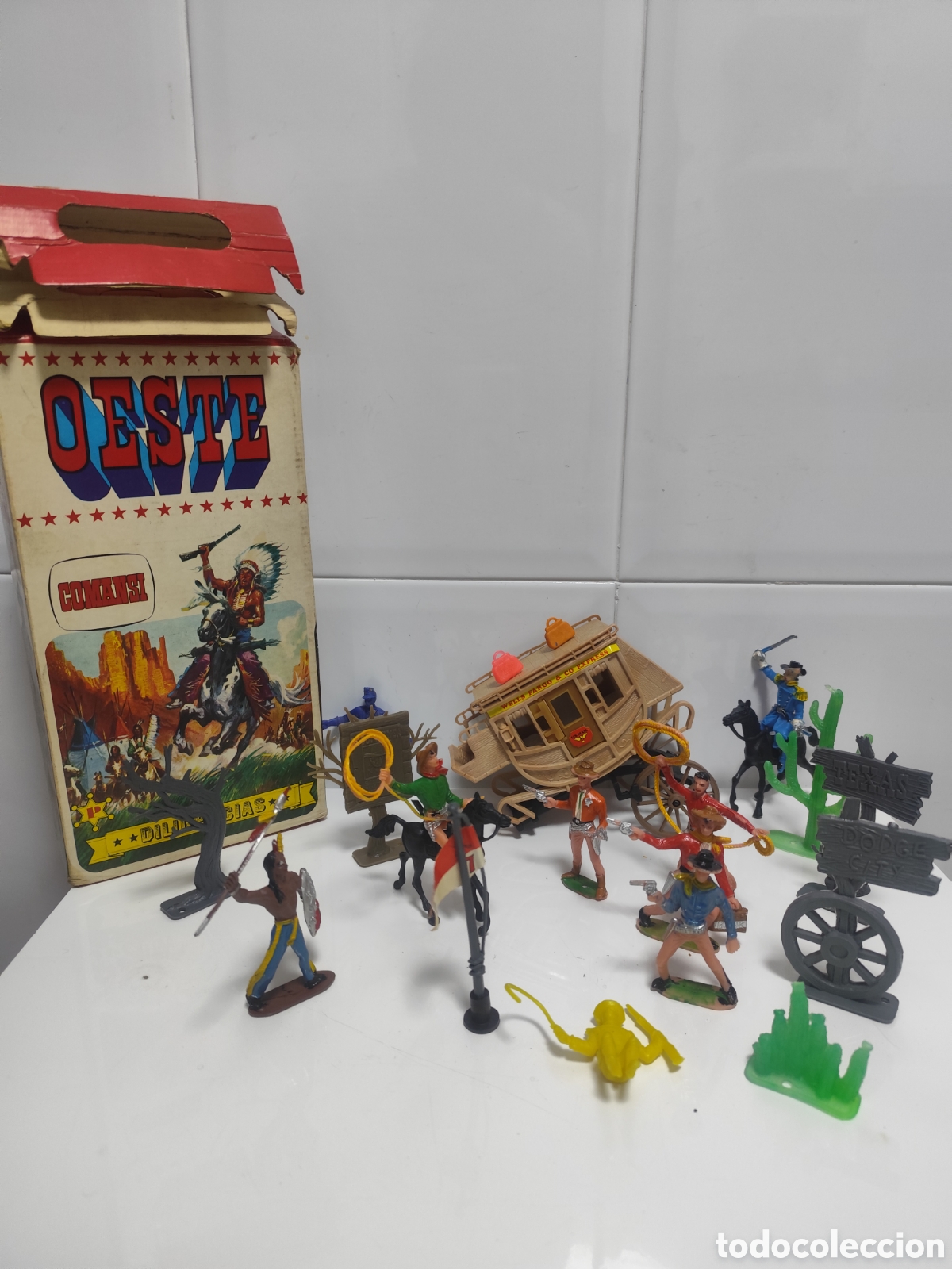 Figuras de goma y PVC: Juego Oeste de Comansi - Foto 2