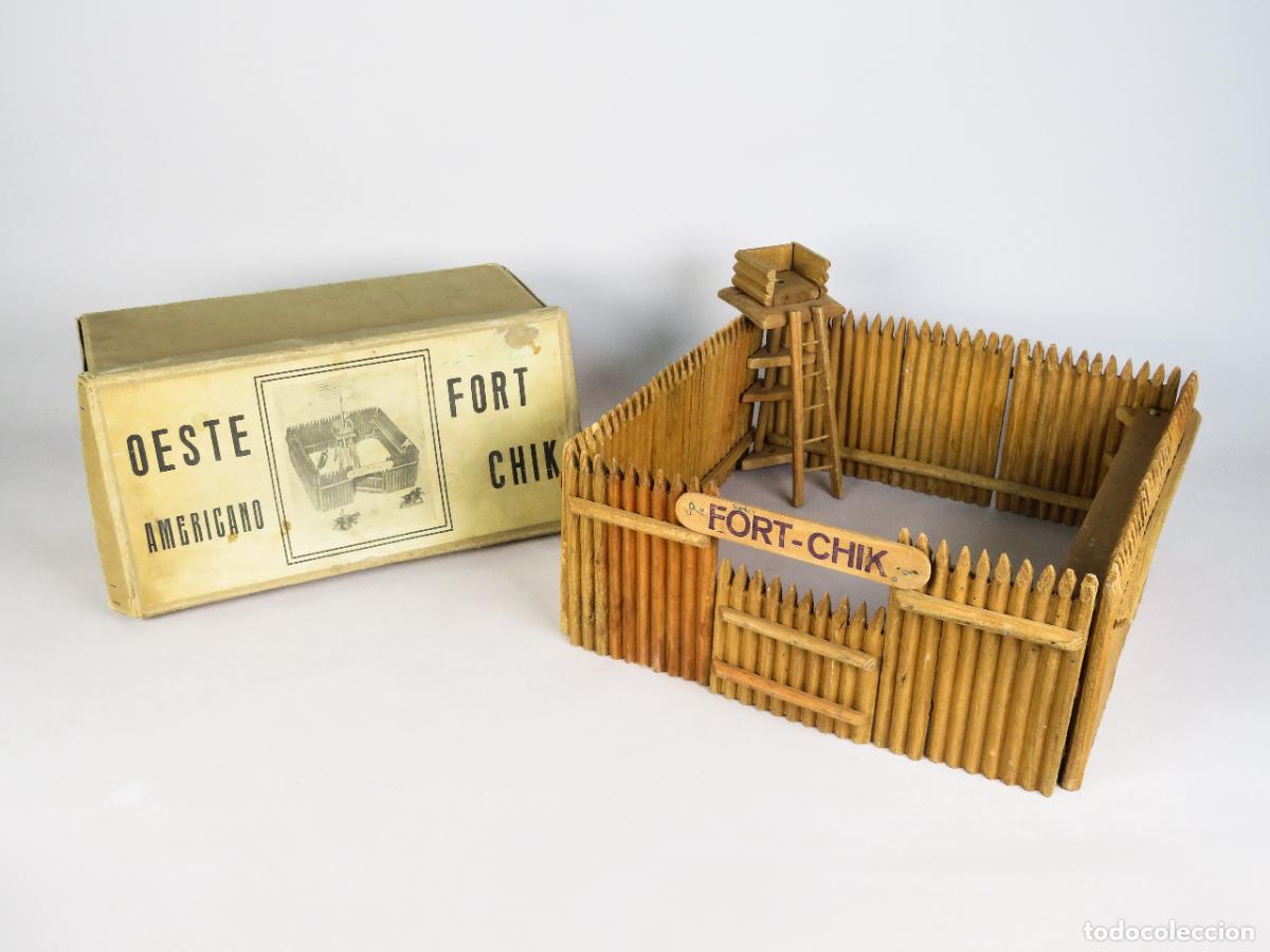 Figuras de goma y PVC: Fuerte Oeste Fort Chik Camilo Balma&ntilde;a Juguetes 1962 madera con caja cart&oacute;n original