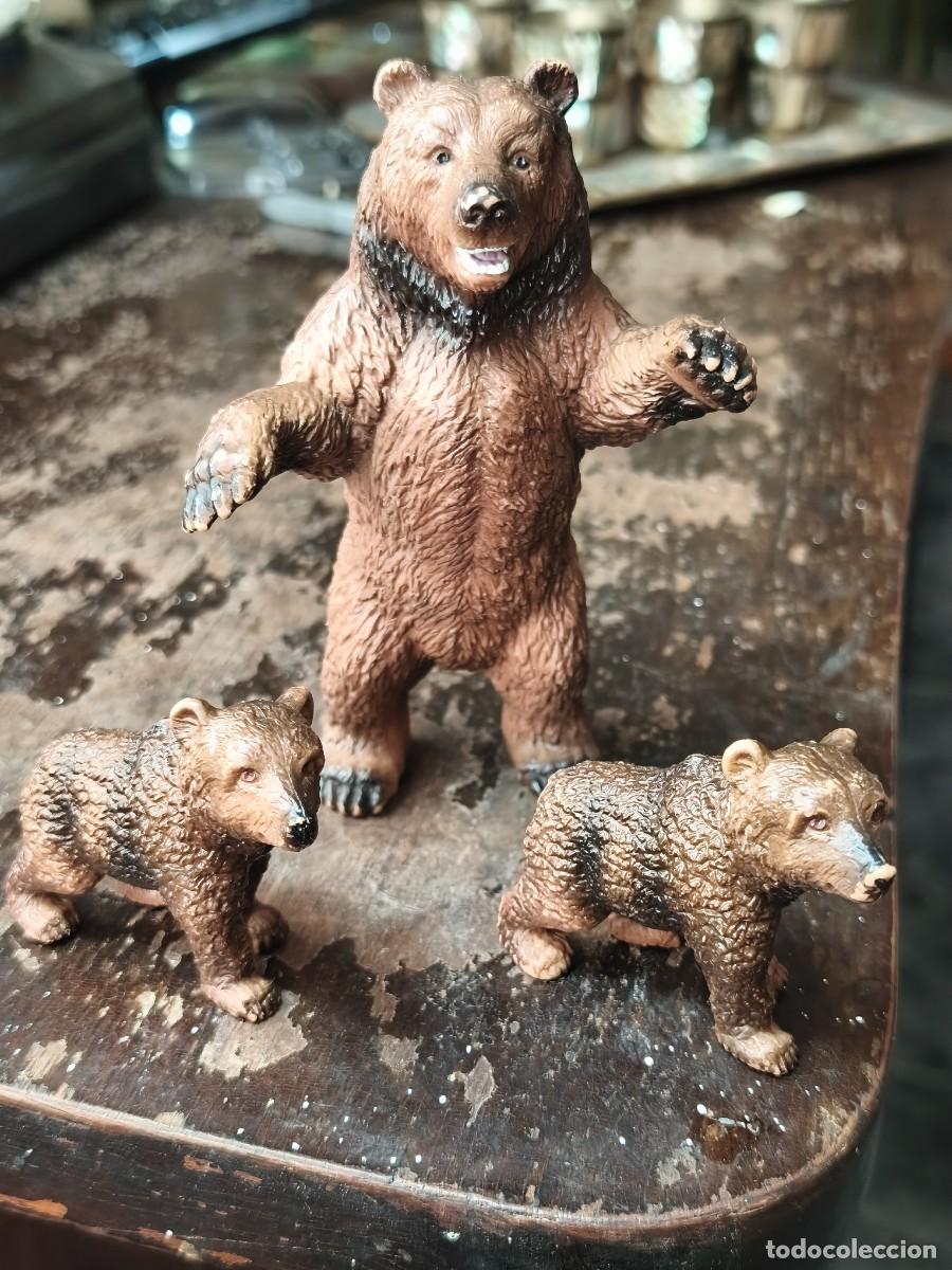 Figuras de goma y PVC: Oso y dos crias cachorros. Schleich (1995)