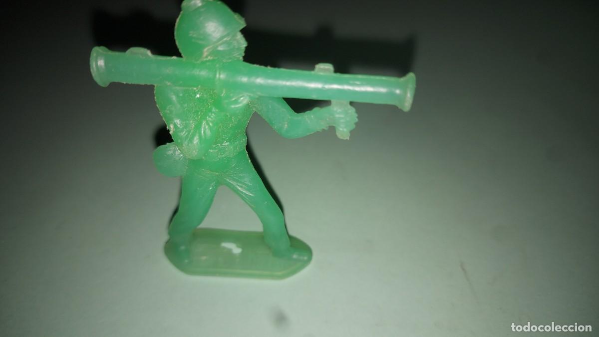 Figuras de goma y PVC: SODADO COMANSI AMERICANOS