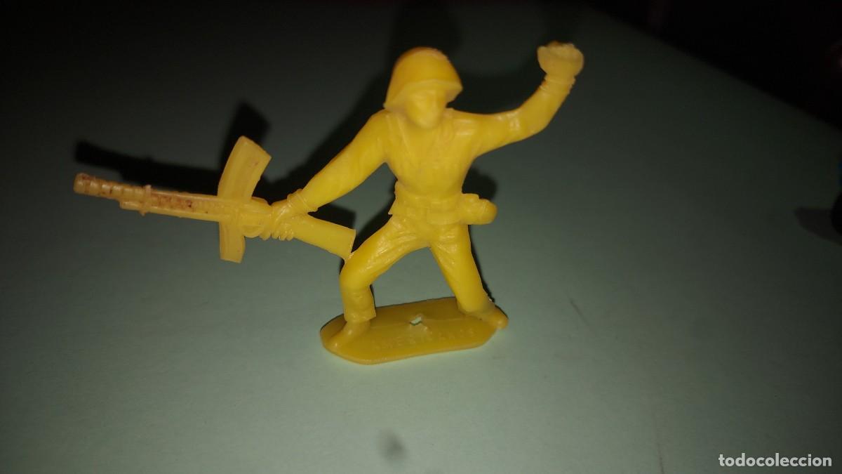 Figuras de goma y PVC: SODADO COMANSI AMERICANOS