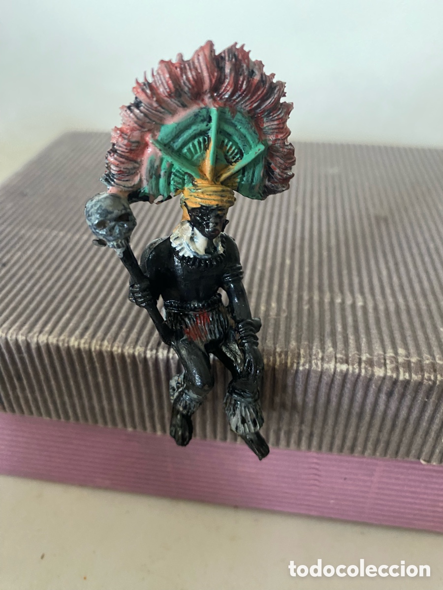Figuras de goma y PVC: Rey tribu kakuana Pech Hnos