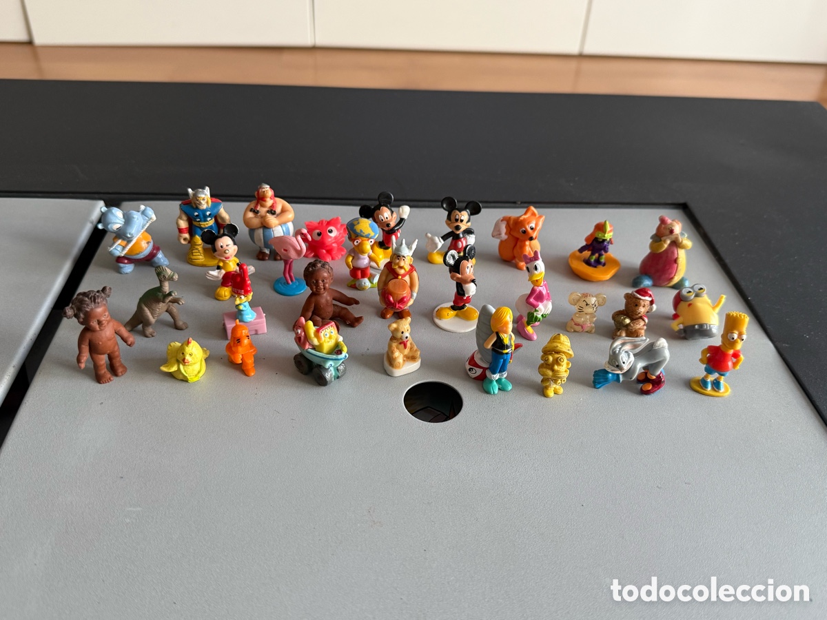Figuras de goma Kinder: KINDER. 30 FIGURAS &hellip;&hellip;.
