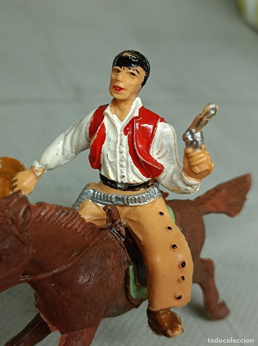 Figuras de goma y PVC: VAQUERO COWBOY COMANSI DE PL&Aacute;STICO A CABALLO - Foto 3