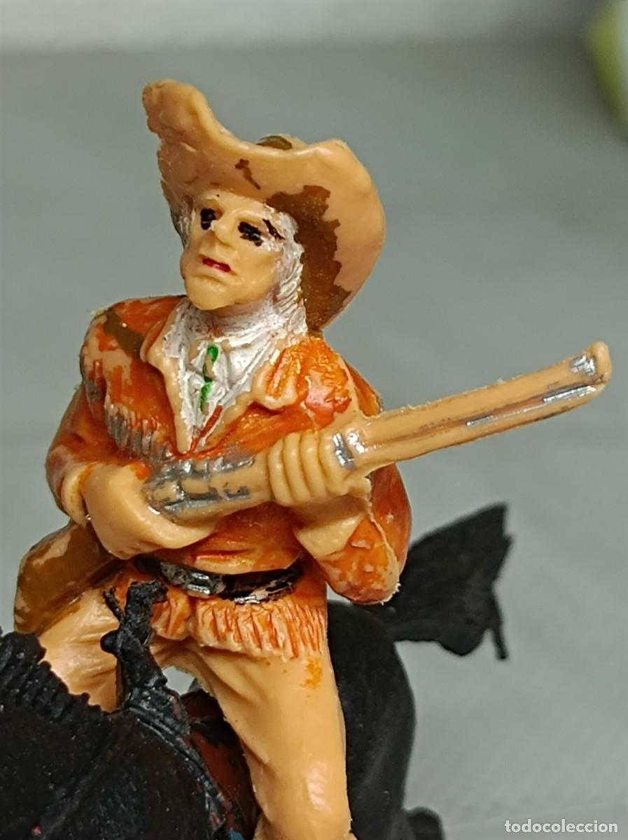 Figuras de goma y PVC: VAQUERO COWBOY COMANSI DE PL&Aacute;STICO A CABALLO - Foto 3