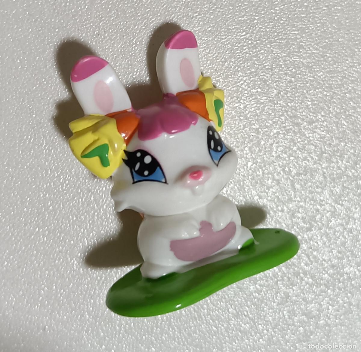 Figuras de goma Kinder: kinder figura mu&ntilde;eco mu&ntilde;equito figurita conejito winx club mascota pet love de 160 milly