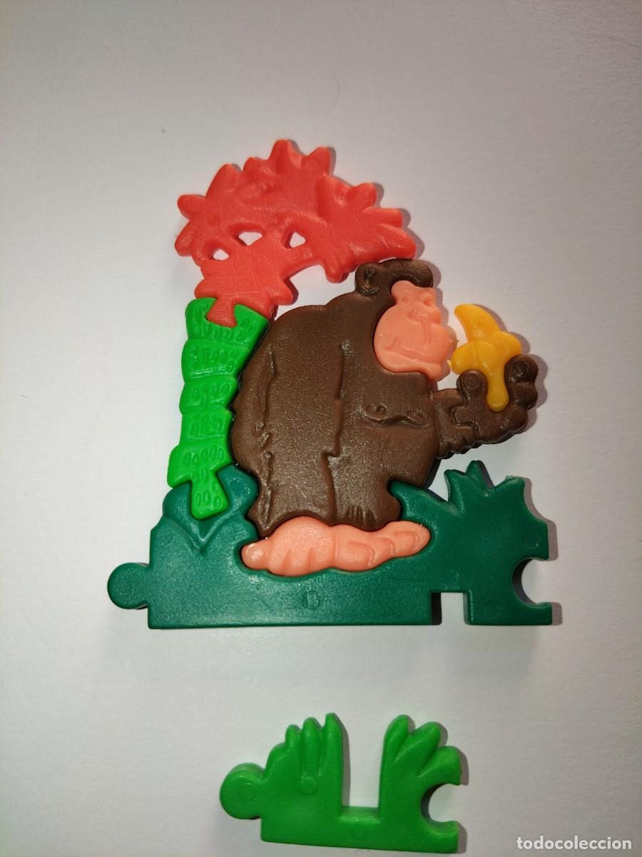 Figuras de goma Kinder: Kinder Ferrero 322B puzzle pl&aacute;stico Selva colorida 1992