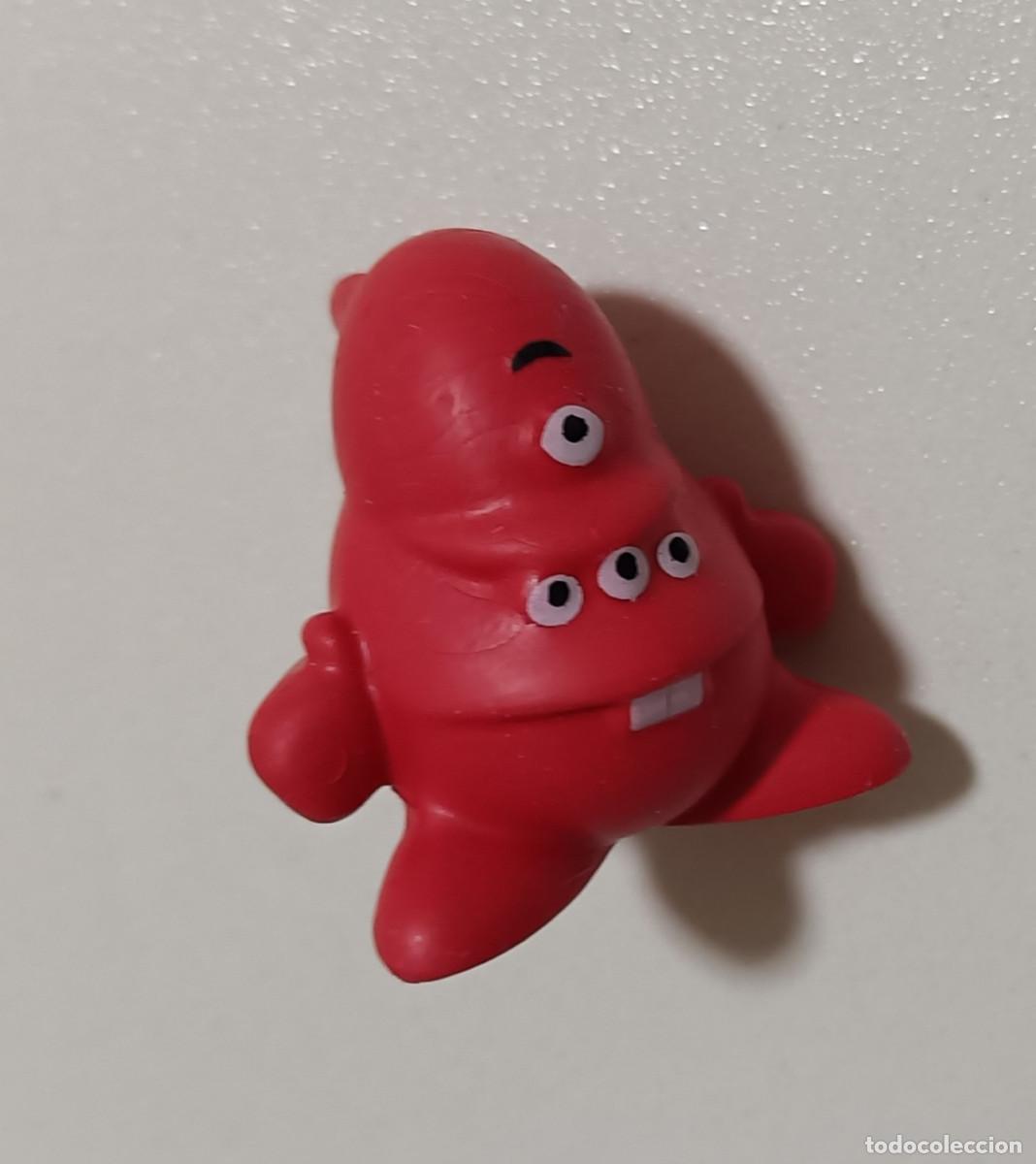 Figuras de goma Kinder: figura mu&ntilde;eco figurita mu&ntilde;equito goma kinder serie un monstruo monstruito mini gato ojos