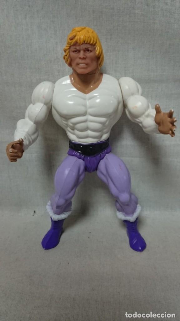 muñeco figura motu príncipe adam he man masters Comprar