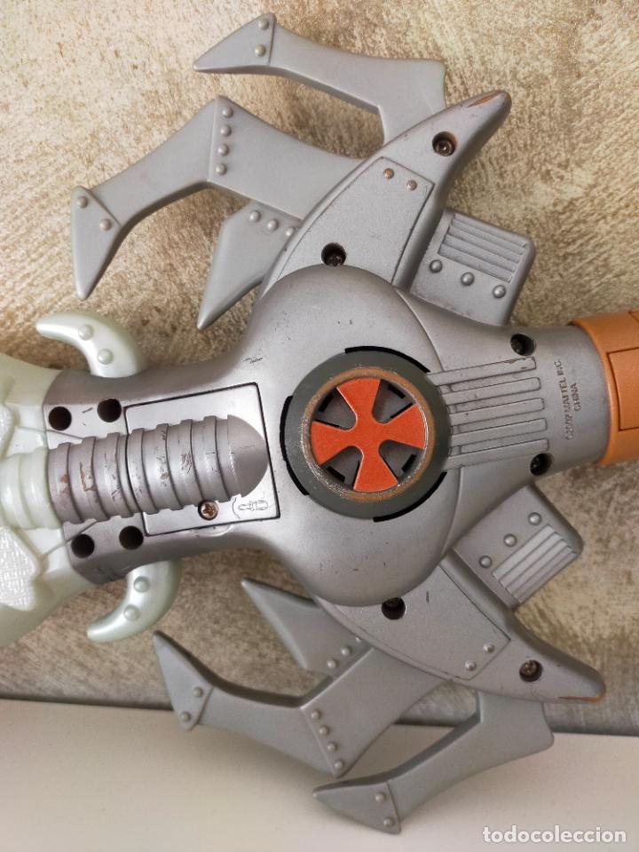 Figuras Masters del Universo: ESPADA LUMINOSA HE MAN MATTEL 2002 - Foto 8