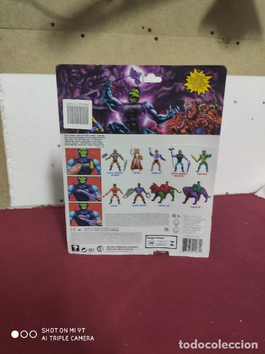 Figuras Masters del Universo: skeletor masters del universo en blister - Foto 5