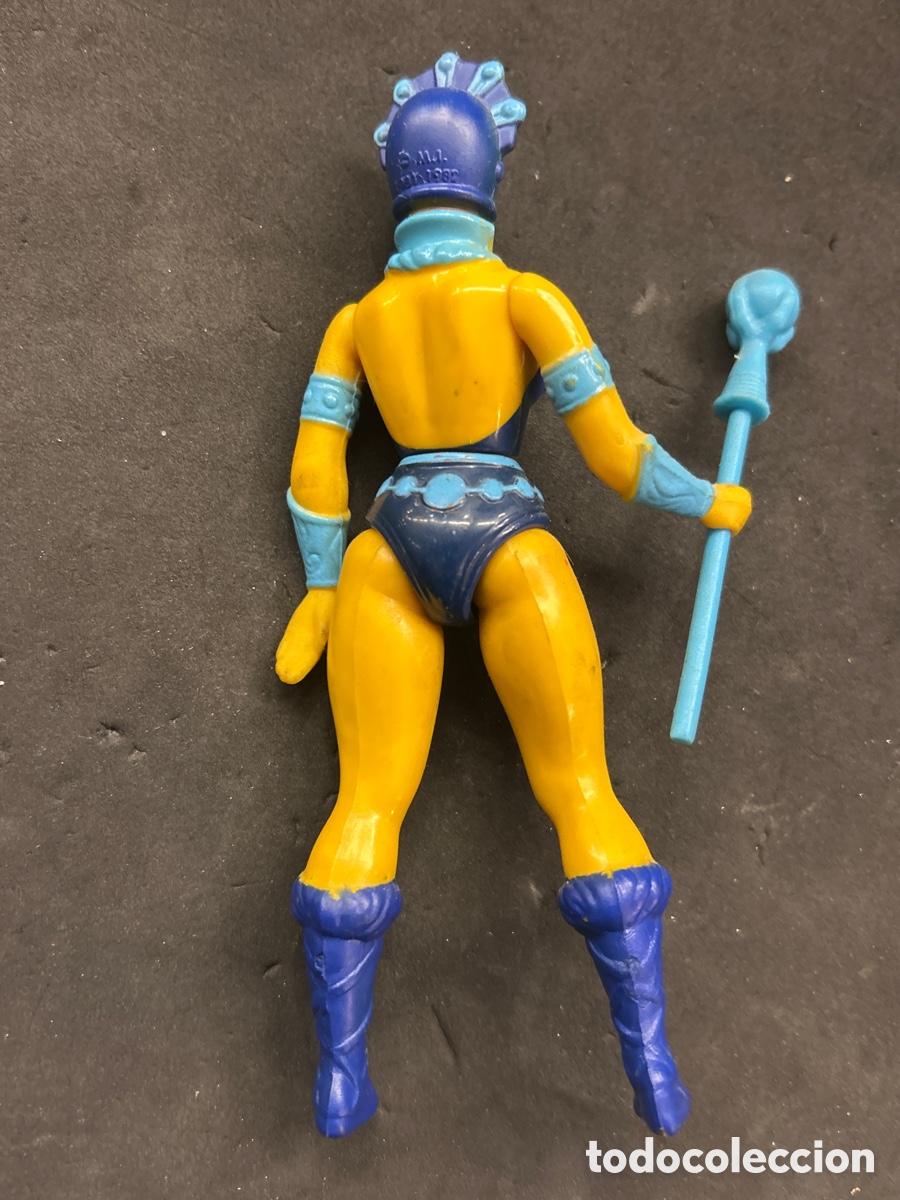 Figuras Masters del Universo: M&aacute;sters del universo Evil-lyn completo - Foto 2