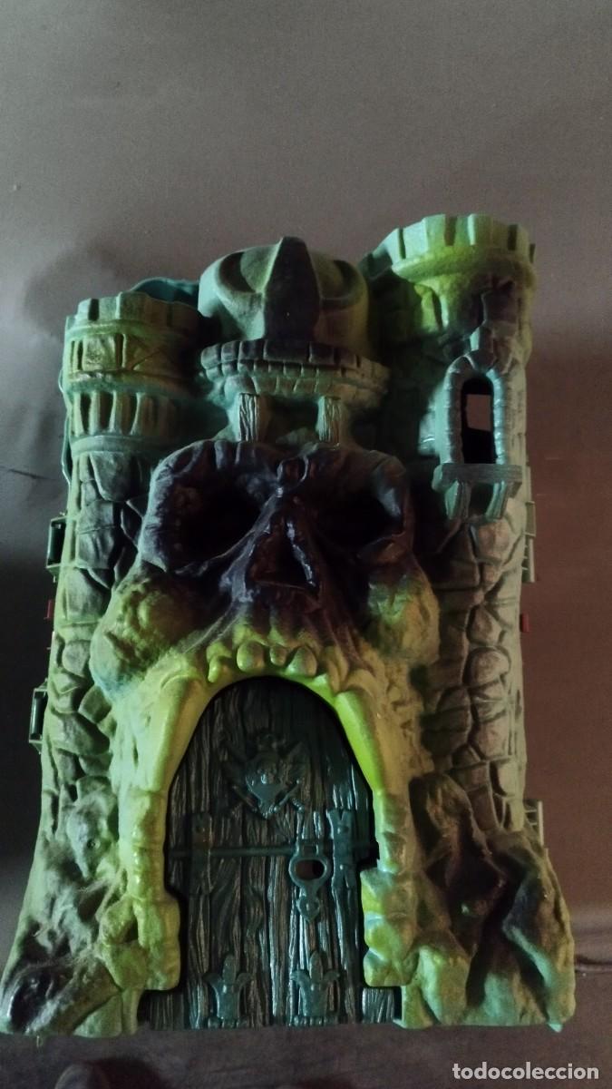 Figuras Masters del Universo: Castillo de Greyskull + Castillo de la Serpiente - MOTU - Foto 1