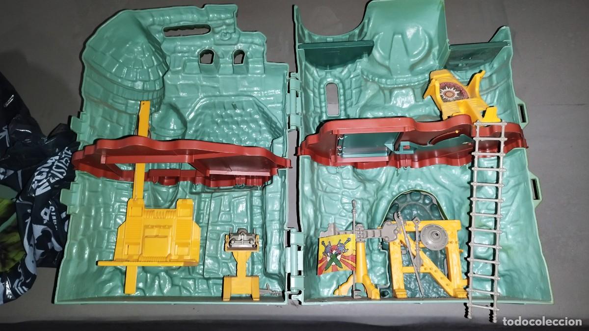 Figuras Masters del Universo: Castillo de Greyskull + Castillo de la Serpiente - MOTU - Foto 16