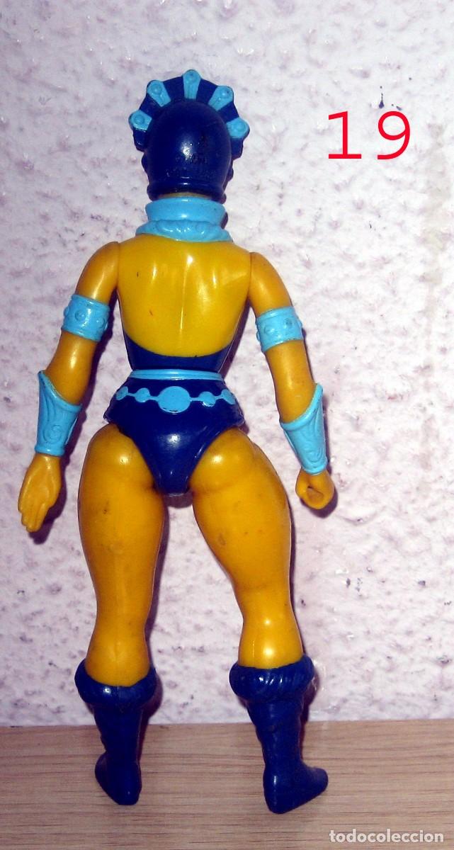Figuras Masters del Universo: MASTERS DEL UNIVERSO SUPER LOTE DE 26 PIEZAS - Foto 21