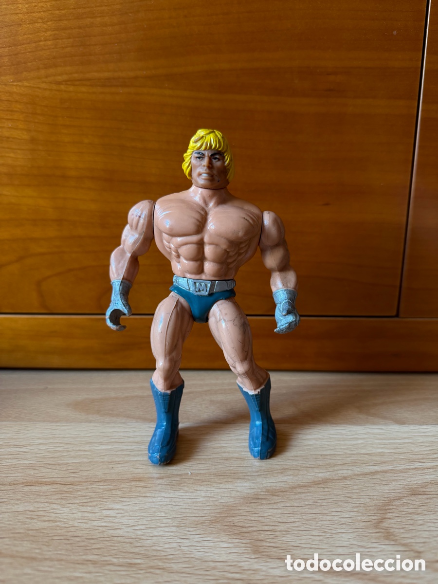 Figure Masters del Universo: HE MAN ESPADA LUMINOSA MASTERS UNIVERSO