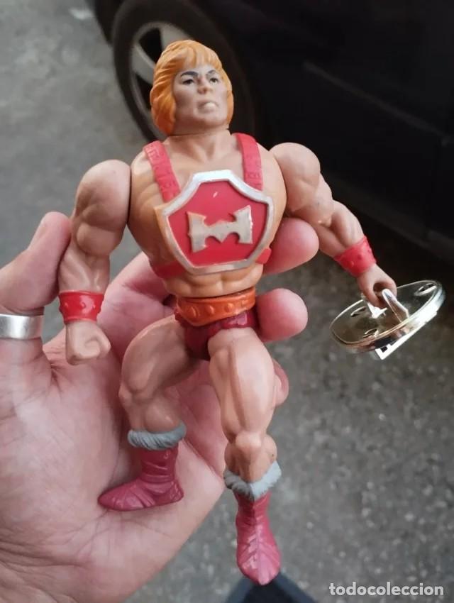 Figuras Masters del Universo: He-Man pu&ntilde;o de trueno motu masters del universo masters of the universe thunder punch
