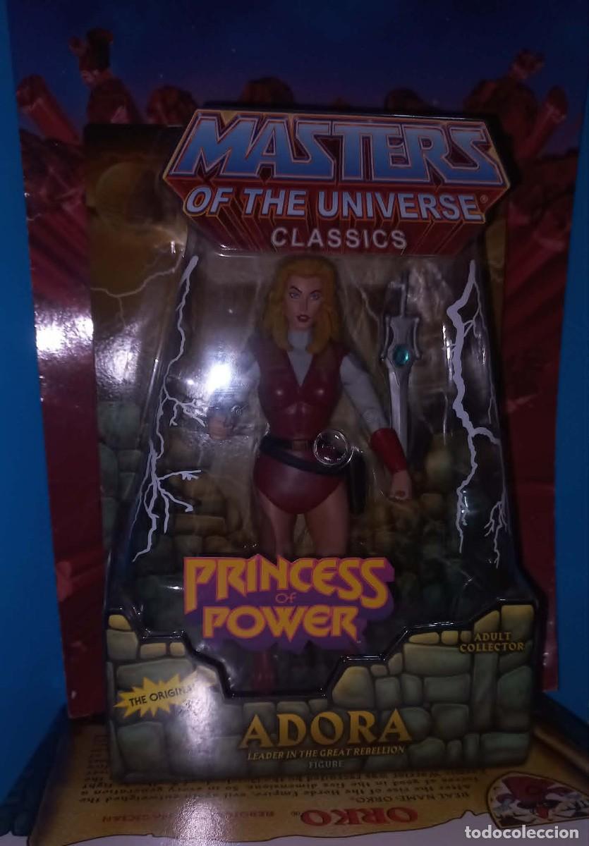 Figuras Masters del Universo: Figura Adora, Masters of the Universe Classics - Mattel - 2010, en blister, sin abrir