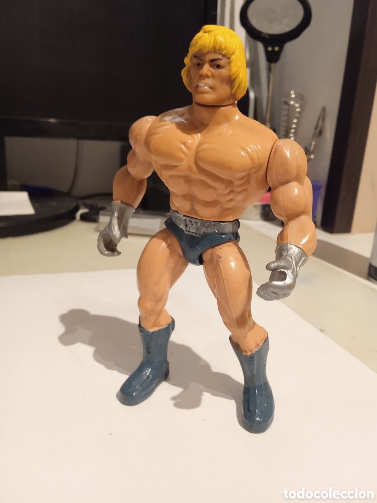 Figuras Masters del Universo: Figura Heman espada luminosa - Foto 3