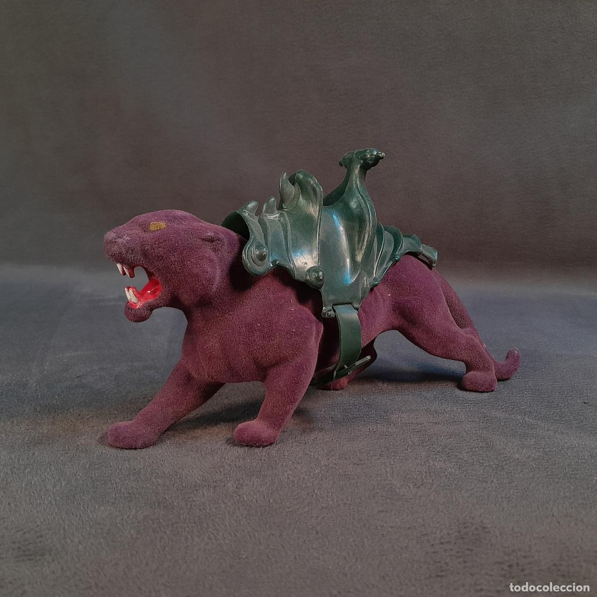 Figuras Masters del Universo: FIGURA PANTHOR CON SILLA. MASTERS OF THE UNIVERSE. PL&Aacute;STICO. A&Ntilde;O 1981