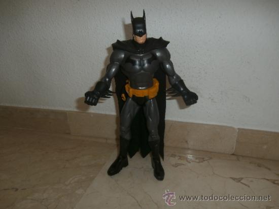 Figuras y mu&ntilde;ecos DC: BATMAN - FIGURA ARTICULADA BATMAN MIDE 32 CM, - Foto 9
