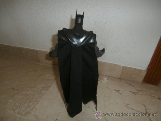 Figuras y mu&ntilde;ecos DC: BATMAN - FIGURA ARTICULADA BATMAN MIDE 32 CM, - Foto 7