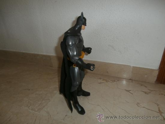 Figuras y mu&ntilde;ecos DC: BATMAN - FIGURA ARTICULADA BATMAN MIDE 32 CM, - Foto 6