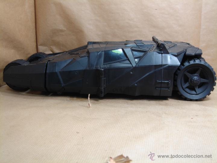 Figuras y mu&ntilde;ecos DC: COCHE TRANSFORMABLE EN BATCUEVA BATMAN - BATMOVIL - 41X23 CMS - DC COMICS 2008 - ARTICULADO - Foto 4