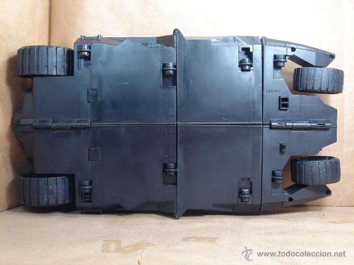Figuras y mu&ntilde;ecos DC: COCHE TRANSFORMABLE EN BATCUEVA BATMAN - BATMOVIL - 41X23 CMS - DC COMICS 2008 - ARTICULADO - Foto 6