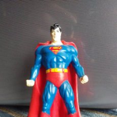Figuras y Muñecos DC: FIGURA DE PLASTICO SUPERMAN (9 CM DE ALTURA). Lote 49606946